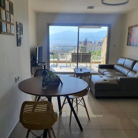 Viktoria Apartment Eilat Bagian luar foto