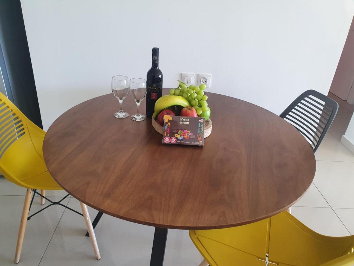 Viktoria Apartment Eilat Bagian luar foto